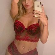 nikkijanatan
