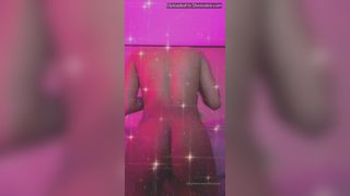 Tiffiny Azul Fresh Out The Shower Felt Like Twerking