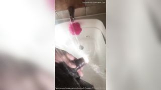 Meagan Nutwood Shaking My Dick In The Shower Goodmorning