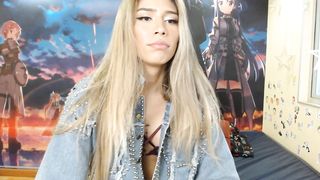 Caroline Cossei Webcam 106