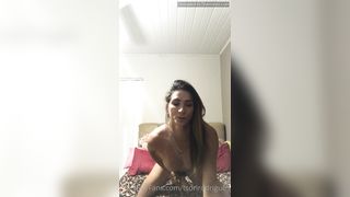 Adriana Rodrigues Doing A Sexy Solo And Cumming