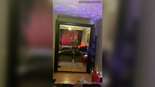 Michellybarbosa How He Sucks