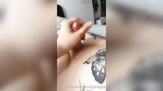 Dpatrappa Giving Emilypiexo A Lil Hand