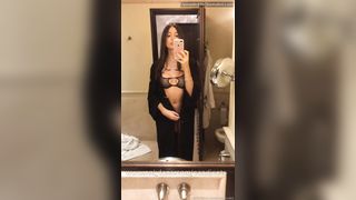 CandiceTS What You Re Hiding Inside This Dress Girl Uqhtwudy