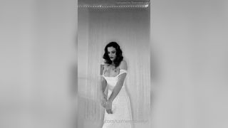 Carrie Emberlyn Carrie In The S X Video