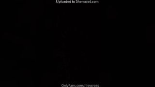 Riley Cross Become A Dumb Bimbo And Watch H Ypnos To Melt Your Mind1