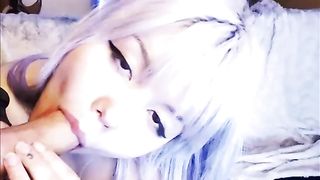 Hot Cocksucker Babe Takes A Facial Cumshot By A Shemale - Shemale6.com