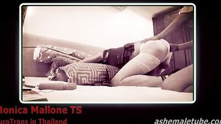 Monica Mallone Sharing Ass To A First Timer Fist Girl - Shemale6.com