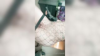 Ari Chanel Worship My Body Gcynwymq