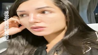 Roberta Cortes Explain For Everybody What S Happen And I Come Back Whit New Hot Videos Tomorrow Thanks