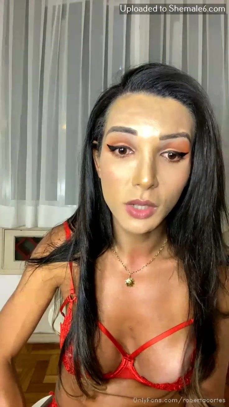 Carla Brasil's intimate cumshot