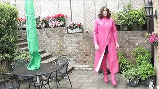 Pink Pleasure- Shemale6.Com