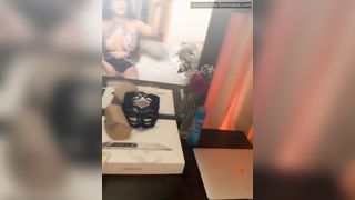 Bella La Catracha Onlyfans 83