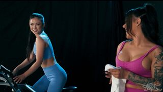 Eva Maxim & Lulu Chu: Spinning N’ Squirting