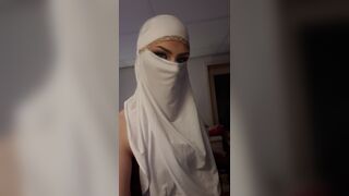 Shemalemuslima Aisha Hijab Deepthroat