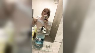 Ella Hollywood Onlyfans 239